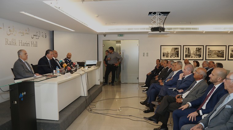 تقديم الدعم والمساعدة للشركات الصغيرة والمتوسطة
